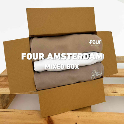 Four Amsterdam Box | Vintagebulk met 3 stuks merk hoodies in bruin en wit, ideaal voor resellers van vintage kleding. Geleverd in kartonnen doos.