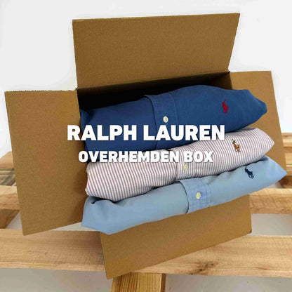Ralph Lauren Overhemden Box met drie opgevouwen vintage overhemden in een kartonnen doos, aangeboden door Vintagebulk voor duurzame mode wholesale.