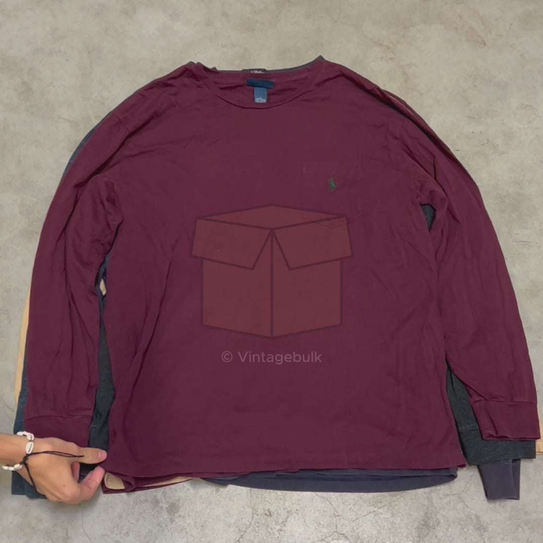 Bordeauxrode Ralph Lauren longsleeve uit de Longsleeve Box collectie van Vintagebulk, gericht op vintage kleding in groothandel.